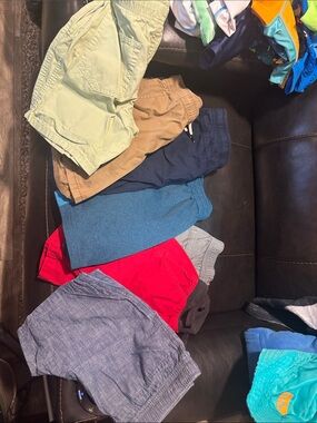 Boys size 6/7 shorts